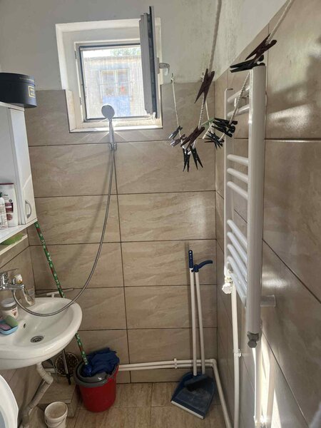 Rahova Amurgului, bloc f curat